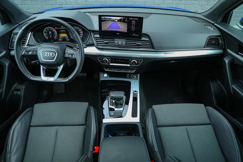 Audi Q5 50 TFSI e S edition Competition PANORAMADA uit 2022, foto 4