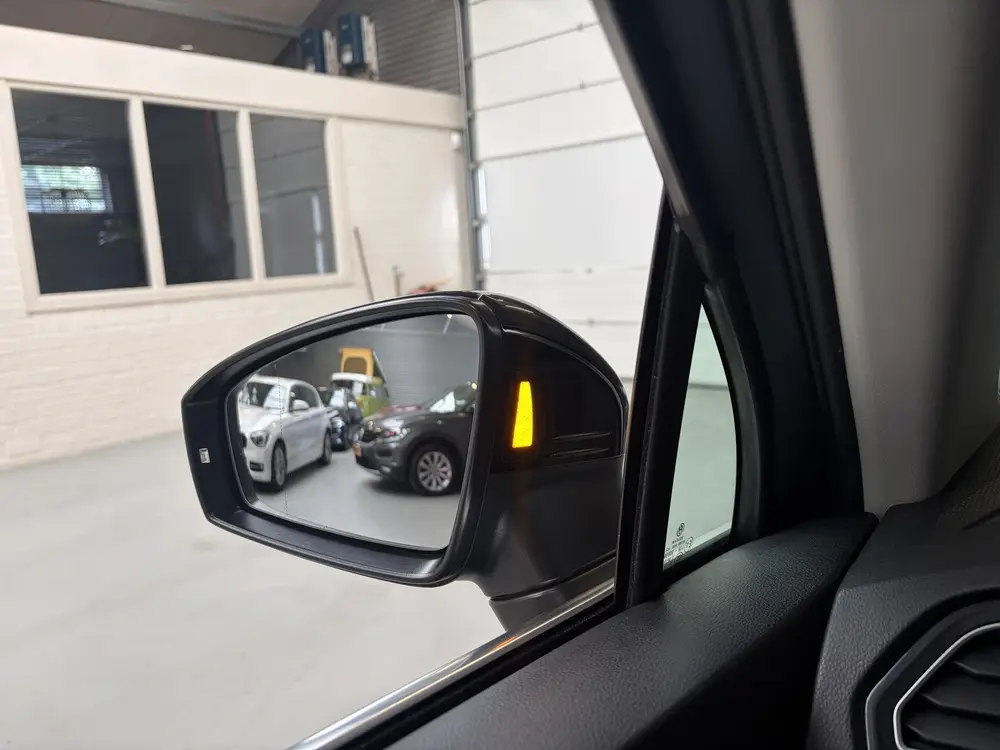 Volkswagen Tiguan 1.5 TSI ACT/DODE HOEK/TREKH WEGKLAP/DIGI C uit 2019, foto 16