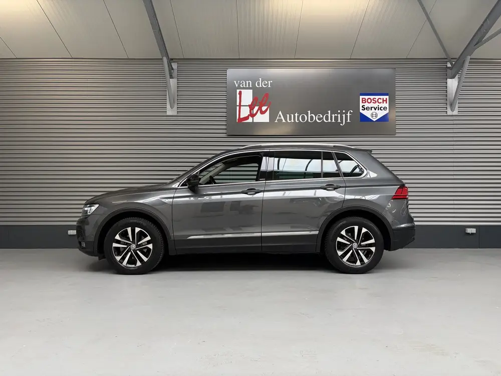 Volkswagen Tiguan 1.5 TSI ACT/DODE HOEK/TREKH WEGKLAP/DIGI C uit 2019, foto 2