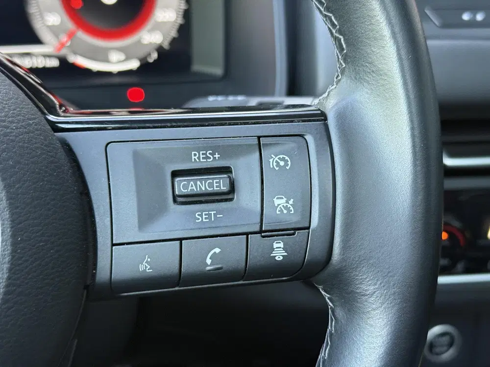 Nissan Qashqai 1.3 MHEV N-Connecta uit 2023, foto 12