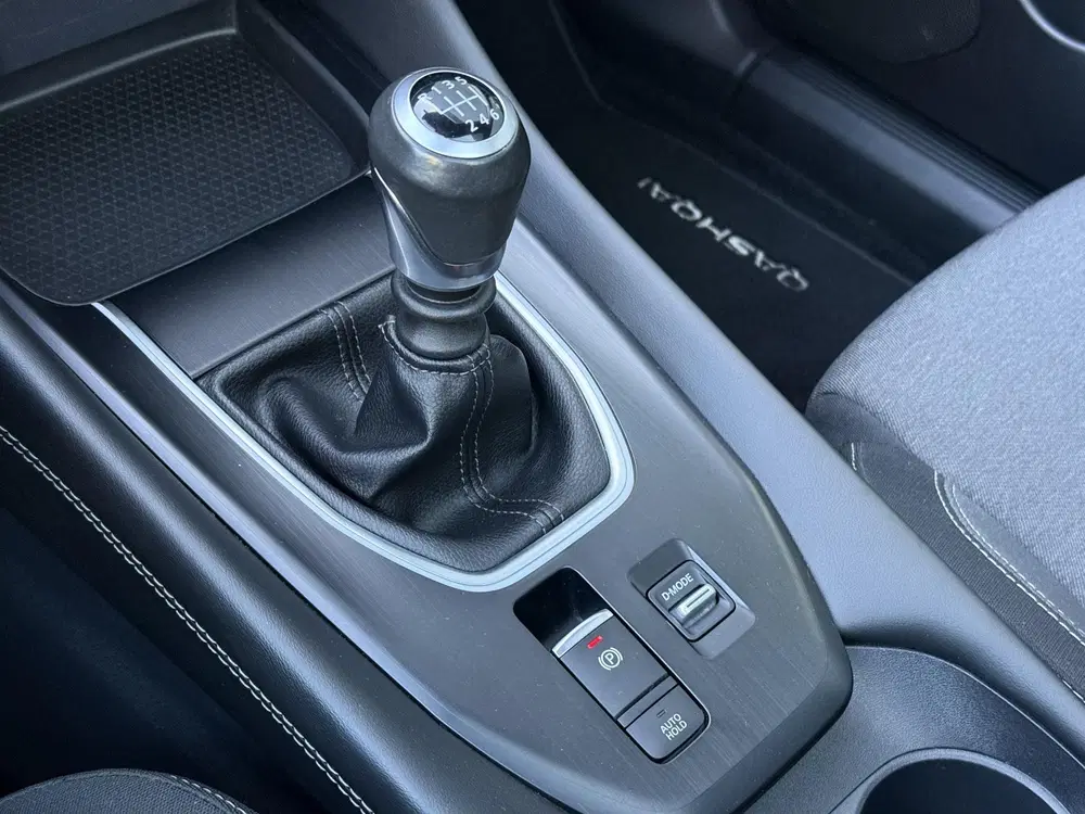 Nissan Qashqai 1.3 MHEV N-Connecta uit 2023, foto 19
