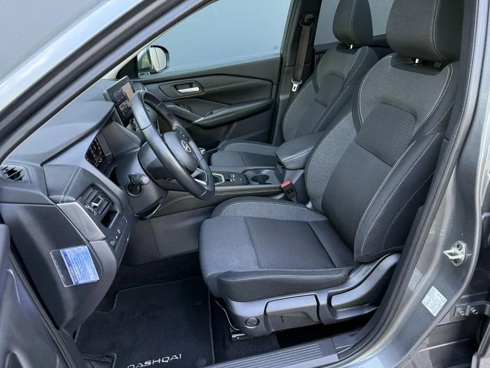 Nissan Qashqai 1.3 MHEV N-Connecta uit 2023, foto 5