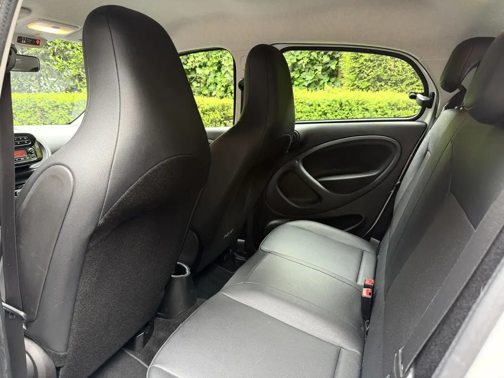 Smart Forfour EQ Essential Plus 18 kWh| Dealer|Cruise| Leer uit 2021, foto 11