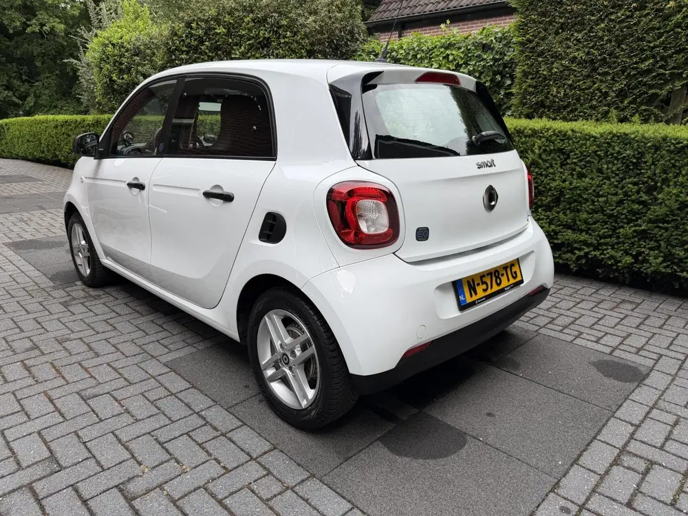 Smart Forfour EQ Essential Plus 18 kWh| Dealer|Cruise| Leer uit 2021, foto 3