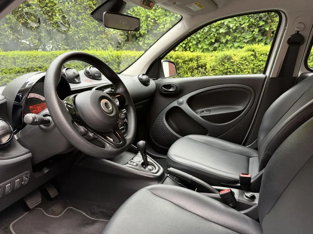Smart Forfour EQ Essential Plus 18 kWh| Dealer|Cruise| Leer uit 2021, foto 5