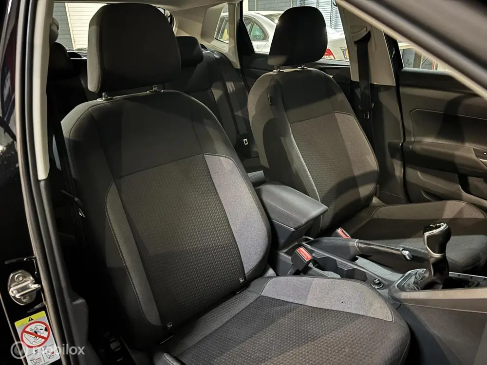 Volkswagen Polo 1.0 Deep Black/Digital cockpit/Cruise/ uit 2023, foto 6