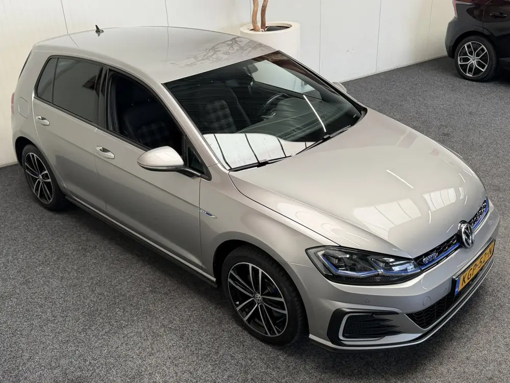 VOLKSWAGEN GOLF 1.4 eHYBRID GTE NAVIGATIE ADAPTIVE CRUISE CO uit 2020, foto 10