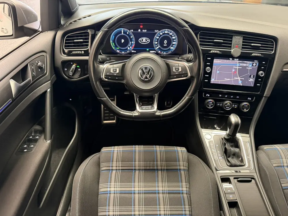 VOLKSWAGEN GOLF 1.4 eHYBRID GTE NAVIGATIE ADAPTIVE CRUISE CO uit 2020, foto 12
