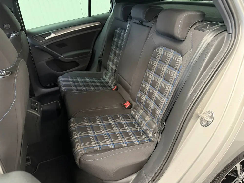 VOLKSWAGEN GOLF 1.4 eHYBRID GTE NAVIGATIE ADAPTIVE CRUISE CO uit 2020, foto 17