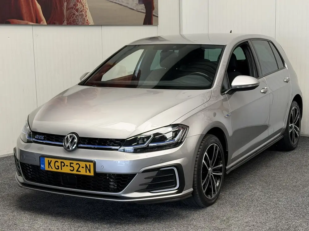 VOLKSWAGEN GOLF 1.4 eHYBRID GTE NAVIGATIE ADAPTIVE CRUISE CO uit 2020, foto 5