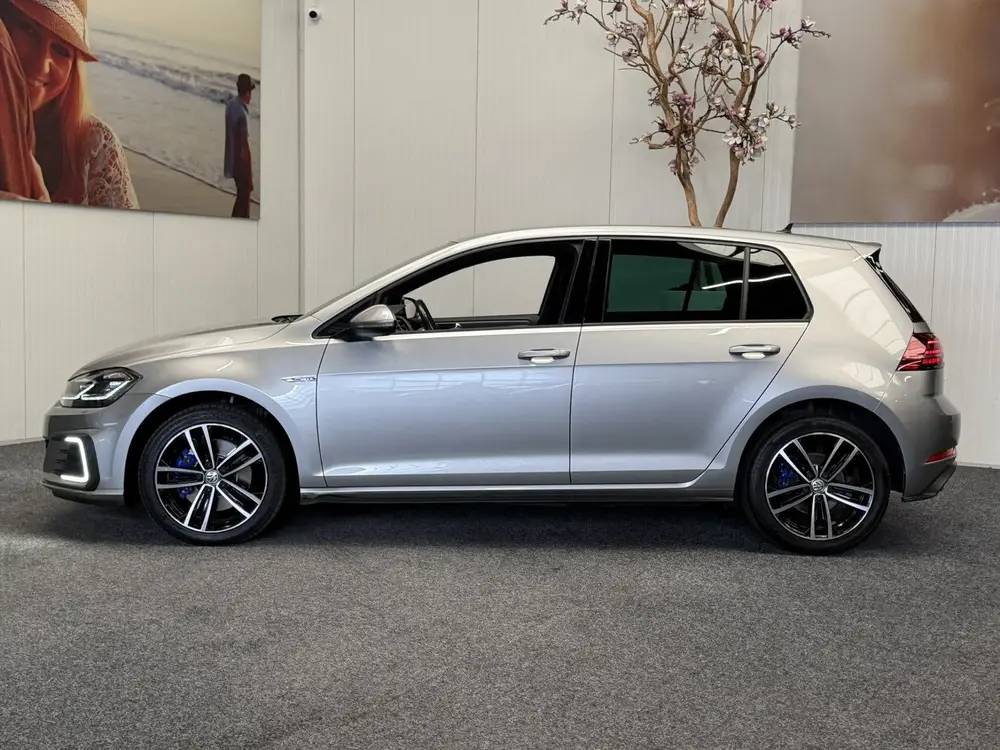 VOLKSWAGEN GOLF 1.4 eHYBRID GTE NAVIGATIE ADAPTIVE CRUISE CO uit 2020, foto 6