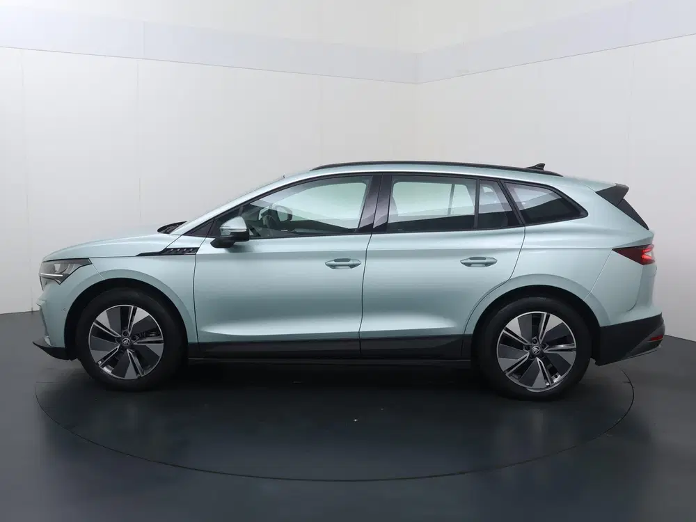 Skoda Enyaq 60 uit 2022, foto 2