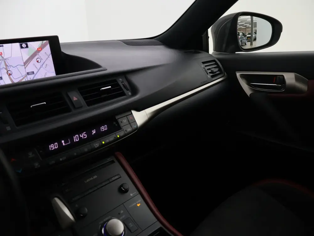 Lexus CT 200h Sport Edition | Dealer onderhouden | Parkeerse uit 2019, foto 10