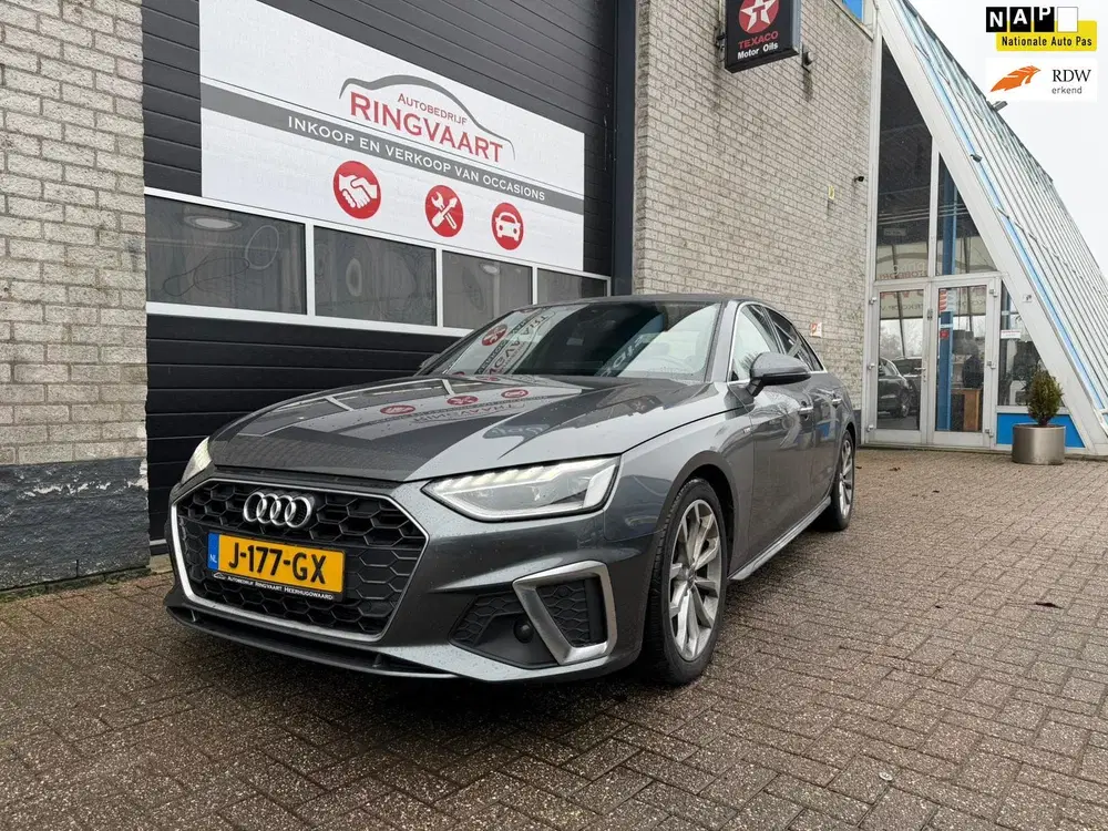 Audi A4 35 TFSI S edition AUTOMAAT uit 2020