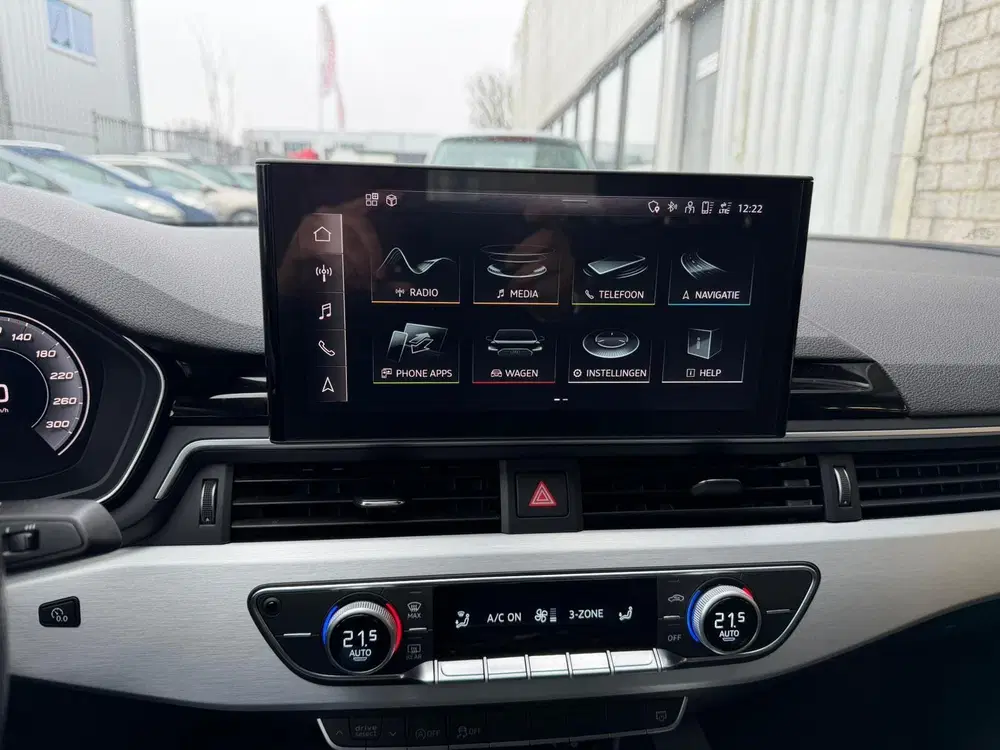 Audi A4 35 TFSI S edition AUTOMAAT uit 2020, foto 13