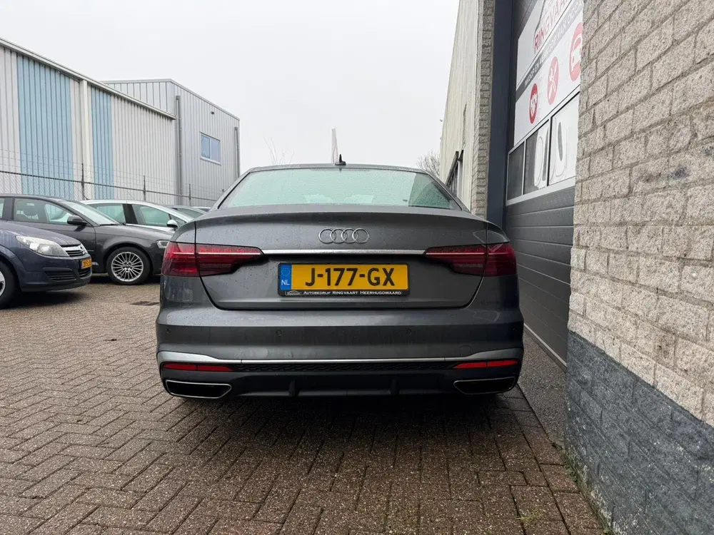 Audi A4 35 TFSI S edition AUTOMAAT uit 2020, foto 16
