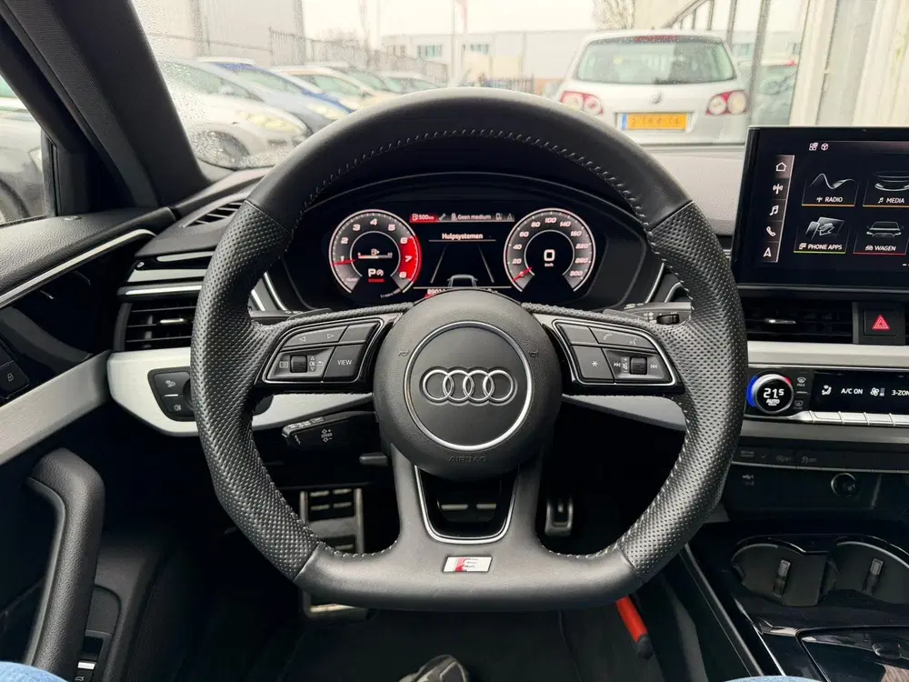 Audi A4 35 TFSI S edition AUTOMAAT uit 2020, foto 5