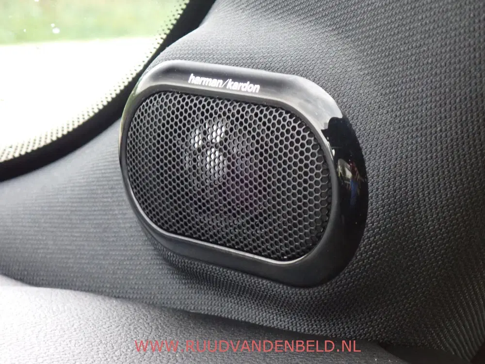 Mini Cooper 1.5 Cooper FACELIFT KEYLESS uit 2021, foto 15