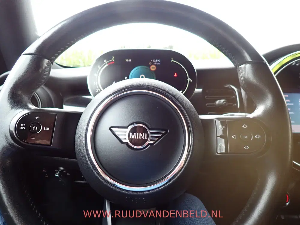 Mini Cooper 1.5 Cooper FACELIFT KEYLESS uit 2021, foto 16