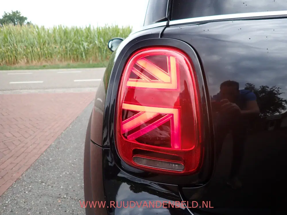 Mini Cooper 1.5 Cooper FACELIFT KEYLESS uit 2021, foto 7