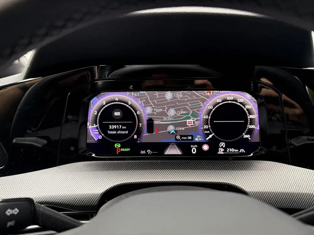 Volkswagen Golf 1.5 eTSI R-Line Edition | PANO | HUD | Harma uit 2024, foto 16