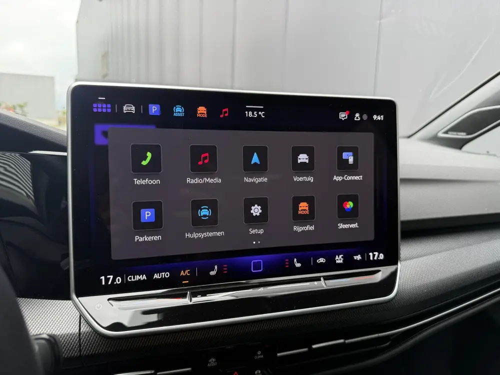 Volkswagen Golf 1.5 eTSI R-Line Edition | PANO | HUD | Harma uit 2024, foto 19