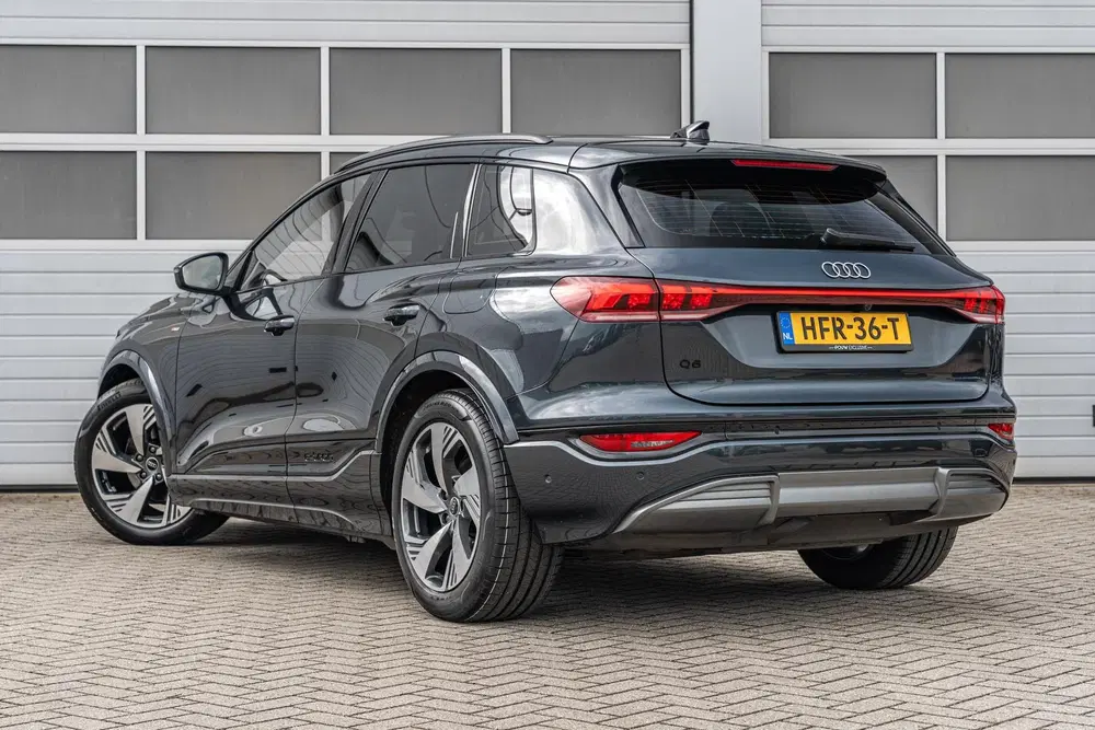 Audi Q6 e-tron 306pk Advanced edition Performance 100 kWh uit 2025, foto 14