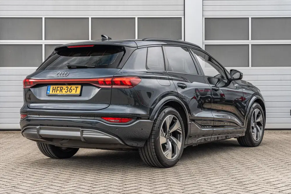 Audi Q6 e-tron 306pk Advanced edition Performance 100 kWh uit 2025, foto 2
