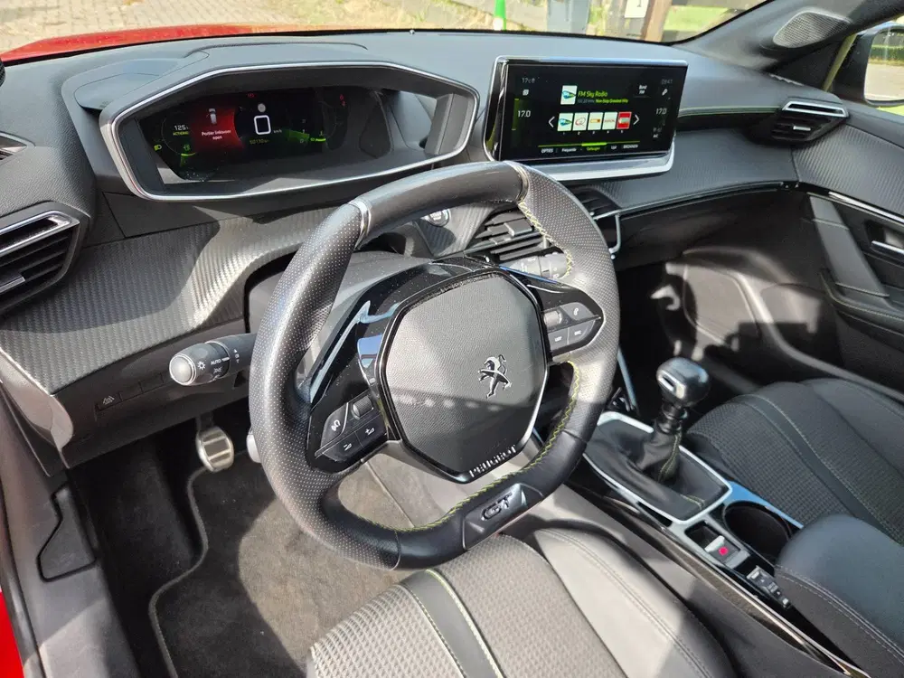 Peugeot 208 1.2 PureTech 100pk GT uit 2023, foto 14