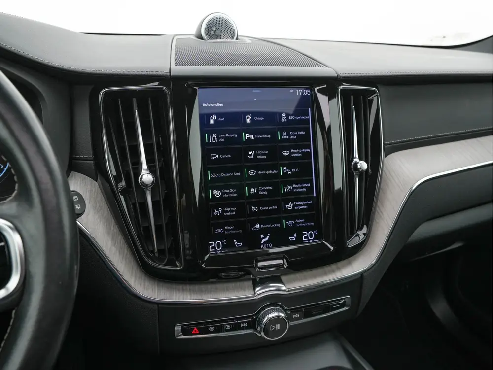 Volvo XC60 2.0 T8 Twin Engine Inscription AWD (Plug-In) *PAN uit 2019, foto 17