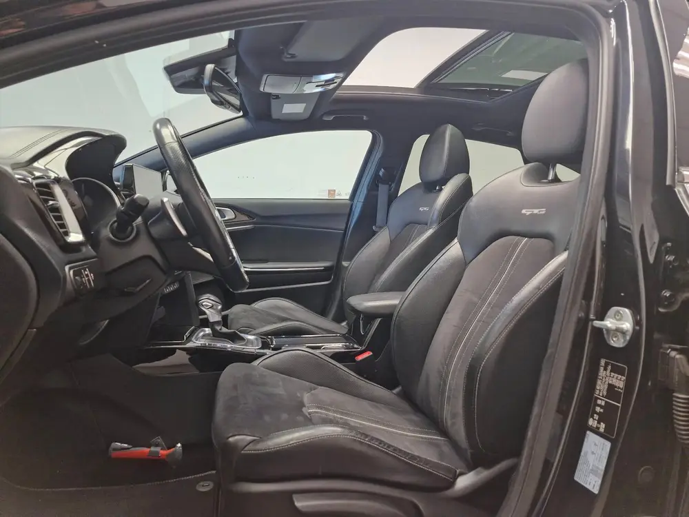 Kia ProCeed 1.4 T-GDI GT-Line PANORAMDAK AUTOMAAT VOLL uit 2019, foto 15