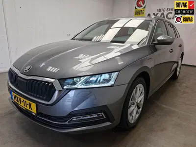Skoda Octavia 1.4 TSI iV PHEV Sportline Business 12 MA uit 2023