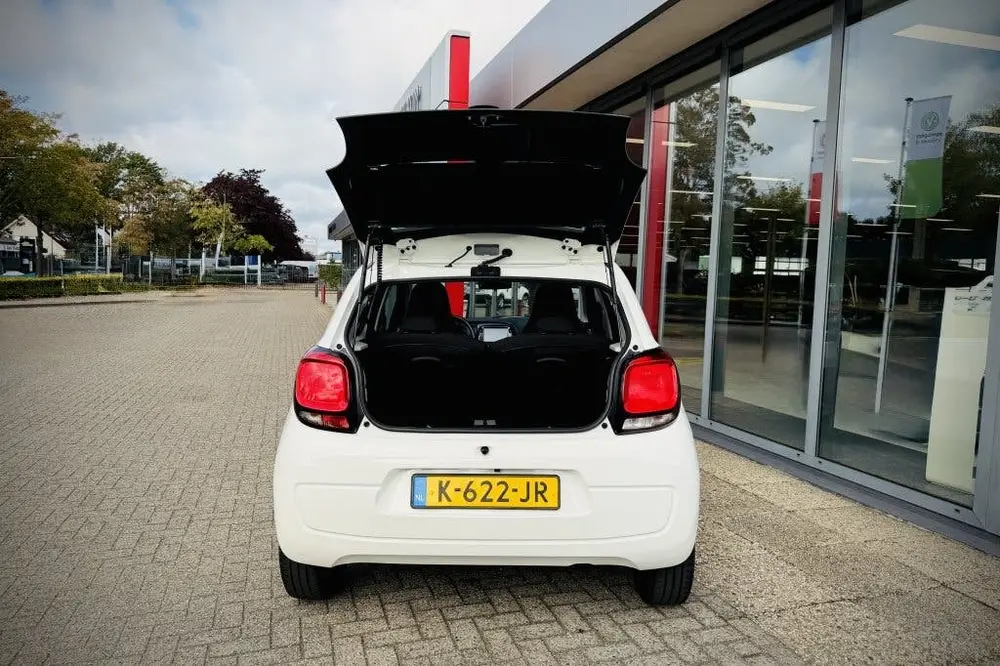 Citroën C1 1.0 VTi AirScape Shine uit 2021, foto 11