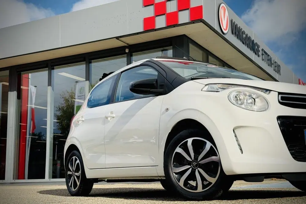 Citroën C1 1.0 VTi AirScape Shine uit 2021, foto 3