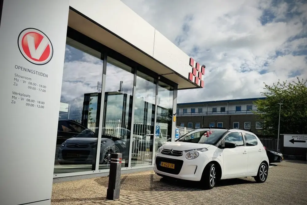 Citroën C1 1.0 VTi AirScape Shine uit 2021, foto 6