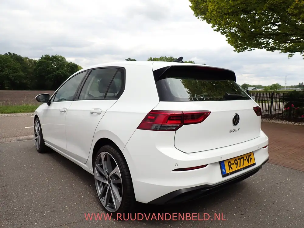 Volkswagen Golf 1.0TSI / ACC / CARPLAY / PDC / 19'' uit 2022, foto 5