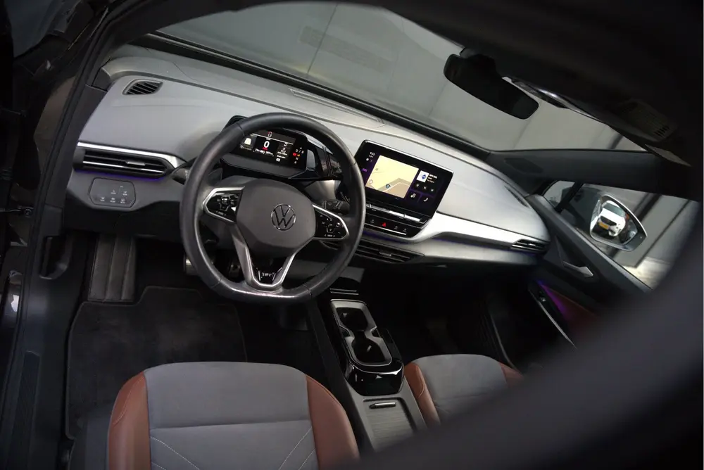 Volkswagen ID.4 First 77 kWh | Stoelverwarming | Stuurverwar uit 2020, foto 4