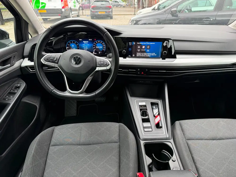 Volkswagen Golf 1.0 eTSI Life Business | Automaat | Apple Ca uit 2023, foto 17