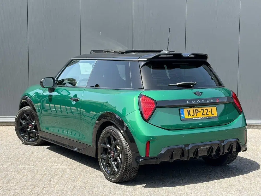 Mini Cooper S 2.0 JCW Pano ACC HUD Camera H uit 2024, foto 14