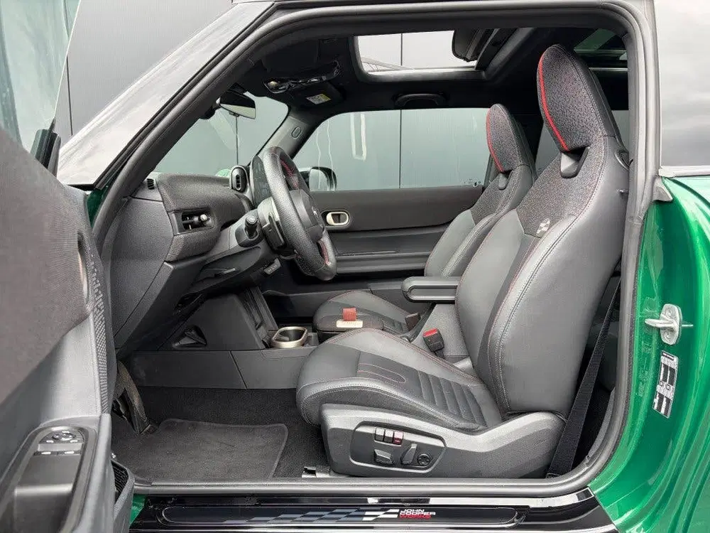 Mini Cooper S 2.0 JCW Pano ACC HUD Camera H uit 2024, foto 16