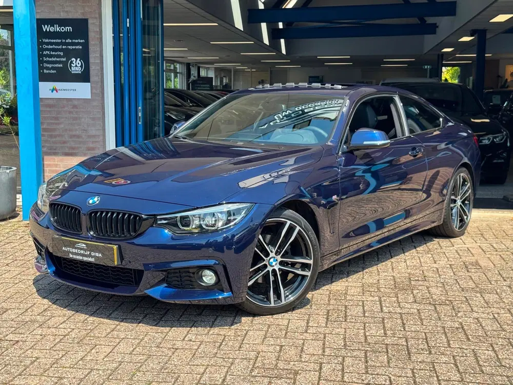 BMW 4-serie 4-serie Coupé 420i High Executive M-Pakket uit 2019, foto 2
