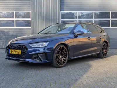 Audi A4 2.0 TFSIe S-LINE 20" VOL LEDER VIRTUAL DIS uit 2023