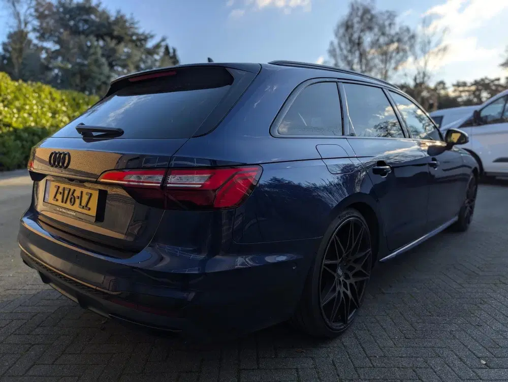 Audi A4 2.0 TFSIe S-LINE 20" VOL LEDER VIRTUAL DIS uit 2023, foto 5