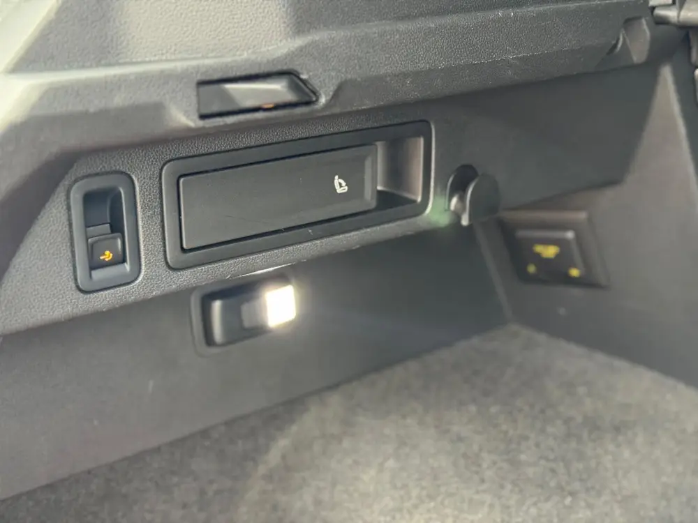 Volkswagen Tiguan 2.0 TSI 4Motion R-LINE 2021 AUT PANO NAP! uit 2021, foto 15