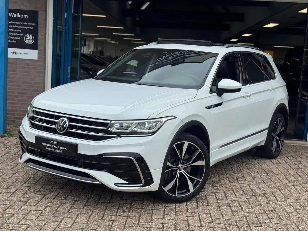 Volkswagen Tiguan 2.0 TSI 4Motion R-LINE 2021 AUT PANO NAP! uit 2021, foto 2