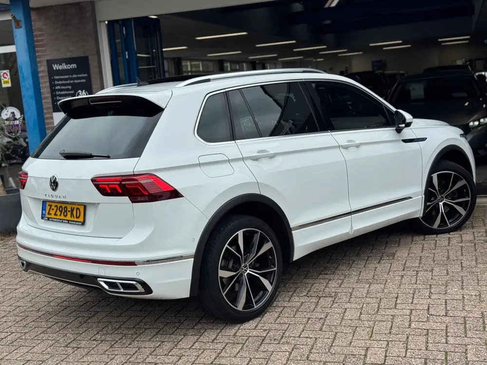 Volkswagen Tiguan 2.0 TSI 4Motion R-LINE 2021 AUT PANO NAP! uit 2021, foto 6