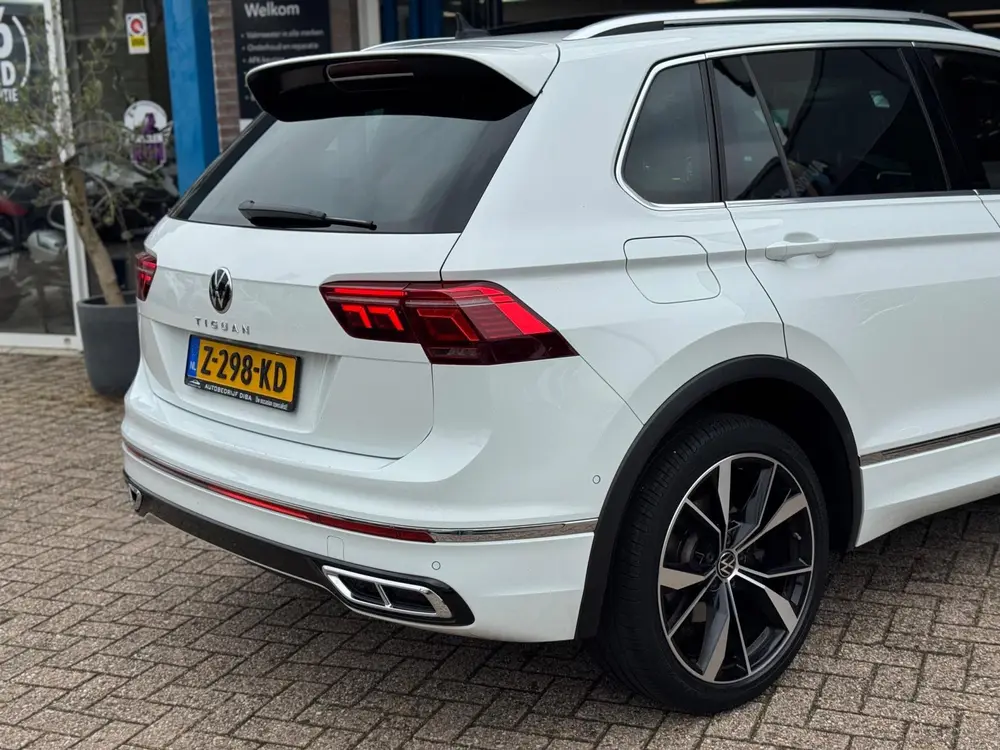 Volkswagen Tiguan 2.0 TSI 4Motion R-LINE 2021 AUT PANO NAP! uit 2021, foto 8