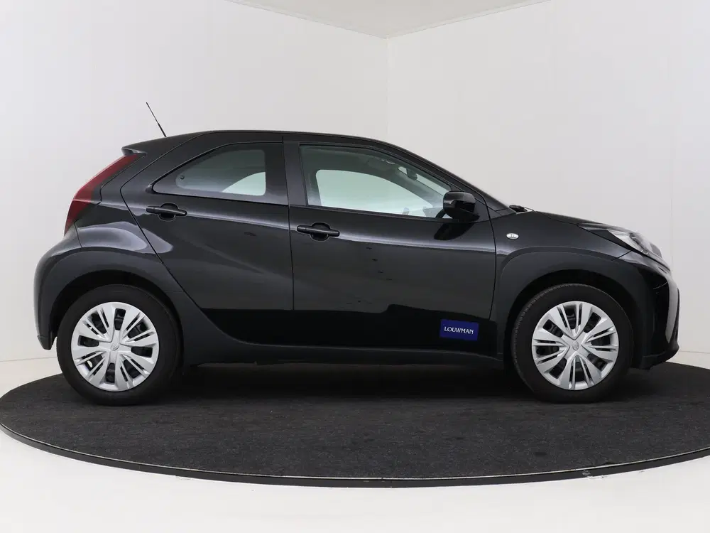 Toyota Aygo X 1.0 VVT-i S-CVT play uit 2022, foto 10