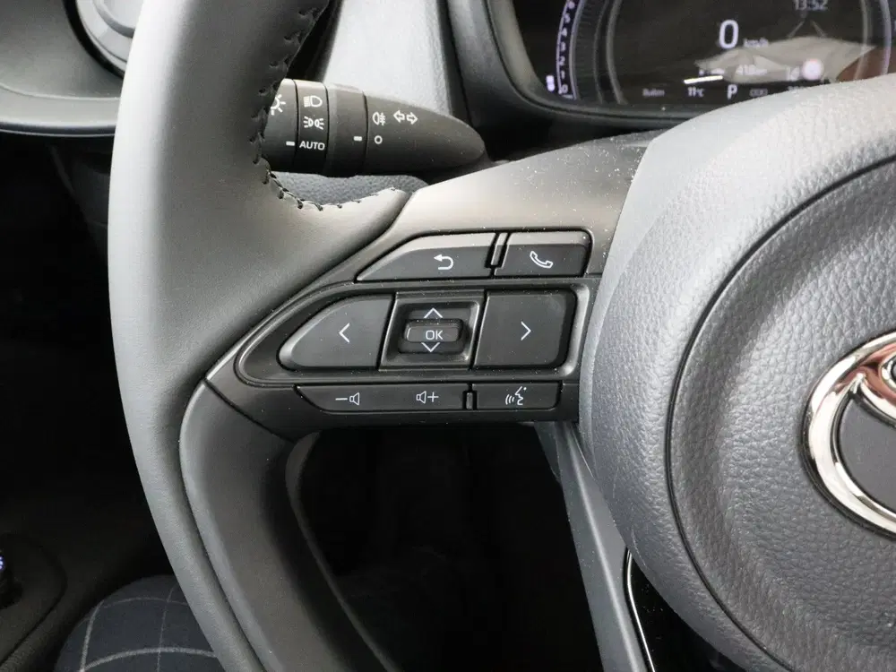 Toyota Aygo X 1.0 VVT-i S-CVT play uit 2022, foto 16
