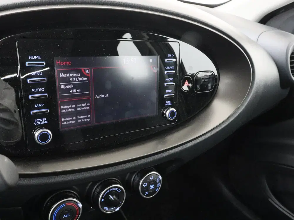 Toyota Aygo X 1.0 VVT-i S-CVT play uit 2022, foto 7